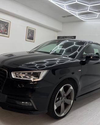 Audi A1 1.4 TDI S tronic LINE