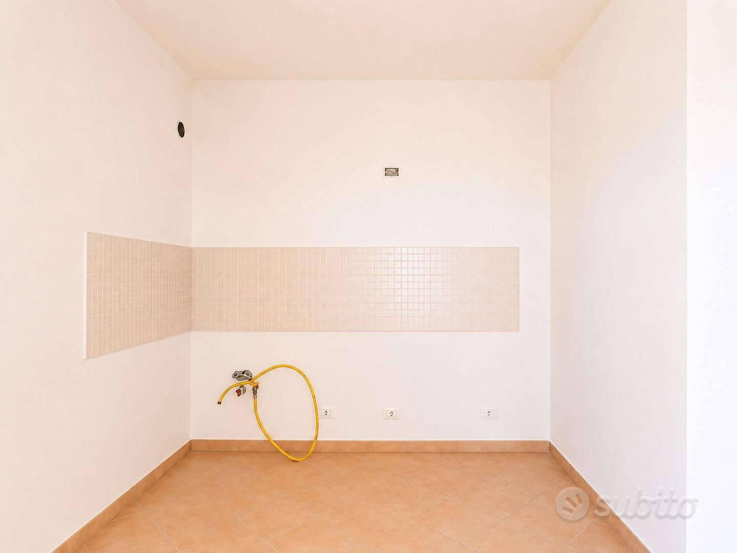 Via Monte Zebio - Ampio trilocale con terrazzo - Altro