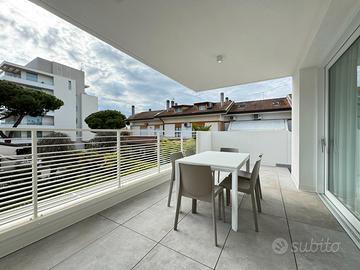 Due camere e due bagni nuovo