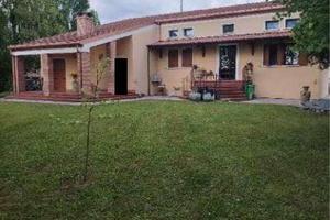 Immobile in asta di 438 m² con 5 locali e box auto