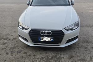 Audi A4 2018 automatica sequenziale busness sport