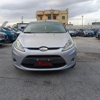 FORD Fiesta 1.4 TDCi 70CV 3 porte Titanium