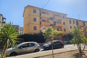 3 LOCALI A FOGGIA