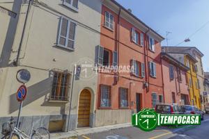 Casa indipendente in centro a Piacenza