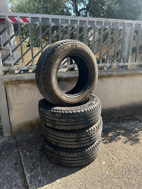 Gomme camper/furgone 215/70 R15 CP
