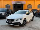 volvo-v40-cross-country-d2-1-6-momentum