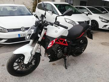 benelli 302 S 2020 pari al nuovo 2900km 