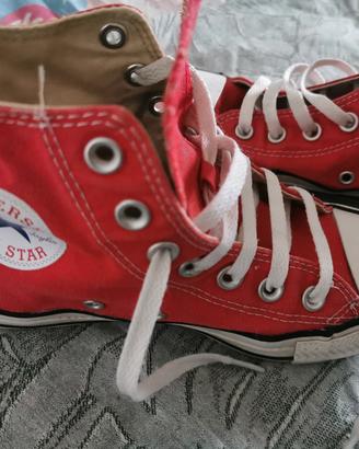 Converse all star di tela rossa