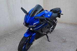 Yamaha YZF-R125 del 2021