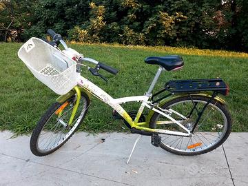 Mtb B'TWIN 24" ragazza con cestino
