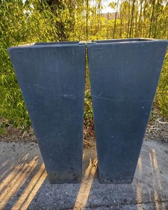 coppia di vasi giganti in plastica linea Kreta 