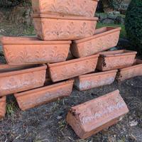 vasi in terracotta rettangolari giardino