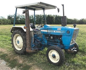 Ford 3600 trattore con barra falciante GS