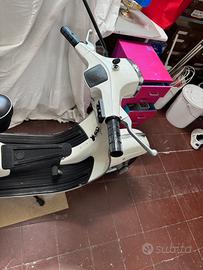 Vespa 50 special