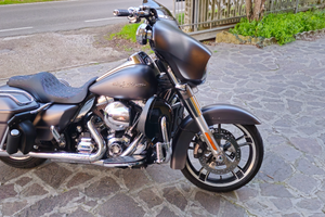 Harley davidson street glide special
