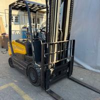 Carrello elevatore OM