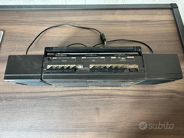 Radio con mangiacassette doppio