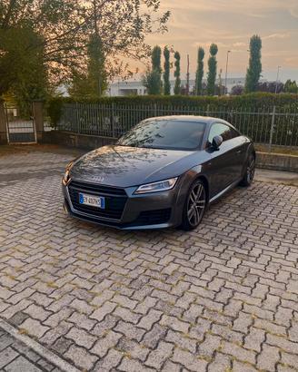 Audi TT MK3 2.0 TDI