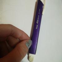 gomma piccola a penna 