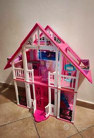 Casa Barbie con accessori 