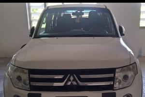 Mitsubishi Pajero 5 posti