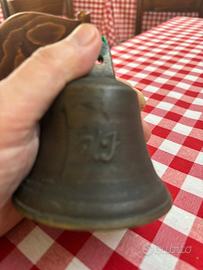 Rara campanella d’epoca in bronzo