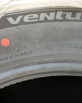 4 Gomme auto Hankook 215/65R17
