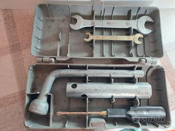 CASSETTA FIAT KIT ATTREZZI originale auto epoca