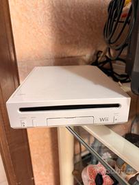 Wii compresa di giochi