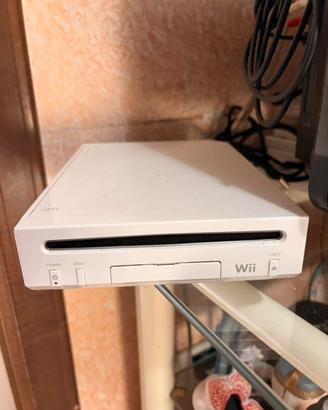 Wii compresa di giochi