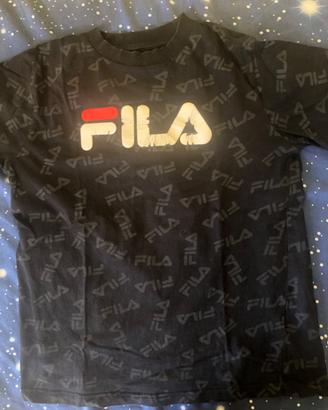 Maglietta della Fila nera