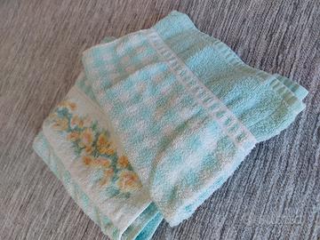 Set asciugamani mani e viso verde acqua in cotone