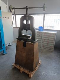 Pressa bilanciere a vite vintage industrial 