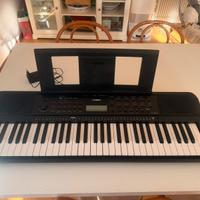 Tastiera Yamaha PSR-E273