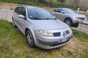 RENAULT Megane Mégane 1.5 dCi/100CV Gr.tour Luxe