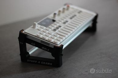 Teenage Engineering OP-1 field / OP-XY stand