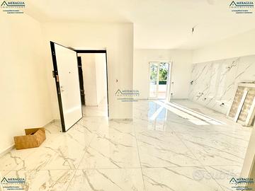 Appartamento 3 vani con terrazzino e box auto