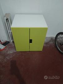 Mobile Ikea verde stuva