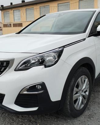 Peugeout 3008 BlueHDi 130 S&S EAT8 Active Business