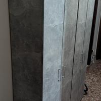 2 Armadi a doppia anta con appendiabiti salvaspazi