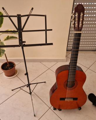 Chitarra classica + leggio+ fermacorde+ accordator