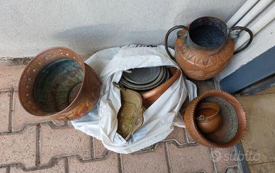 Lotto di 6,7 kg di vecchi oggetti in rame 