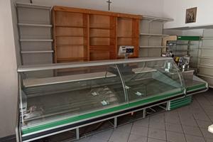 Vendita attrezzatura negozio alimentari