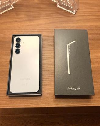 Samsung Galaxy S25 – Pari al Nuovo – Con Garanzia