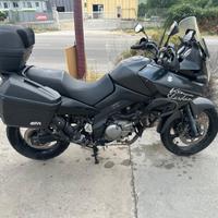 Suzuki V-Strom 650 (2008) | Super Accessoriata