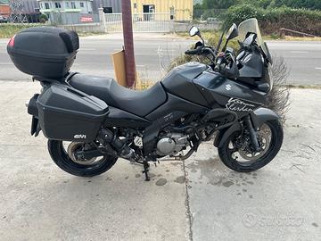 Suzuki V-Strom 650 (2008) | Super Accessoriata