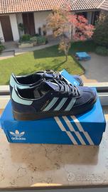 Adidas spezial