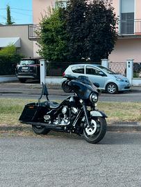 Harley-Davidson Street Glide FLHX (2010)