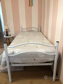 Letto singolo bianco + materasso pari al nuovo