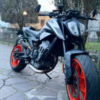 KTM 790 Duke